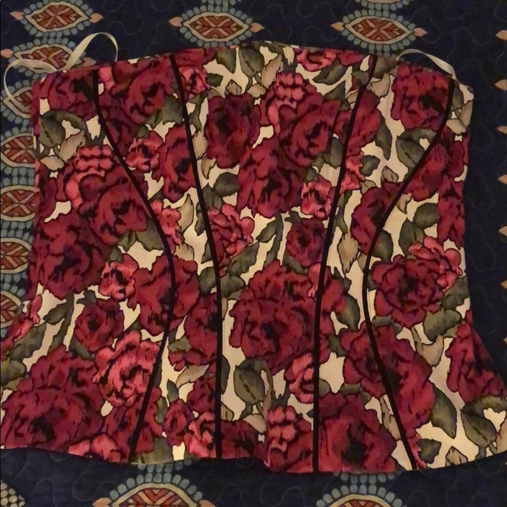 WHBM Corset Red Rose Sz 8 Beautiful